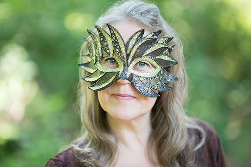 nicole-arends-green-mask